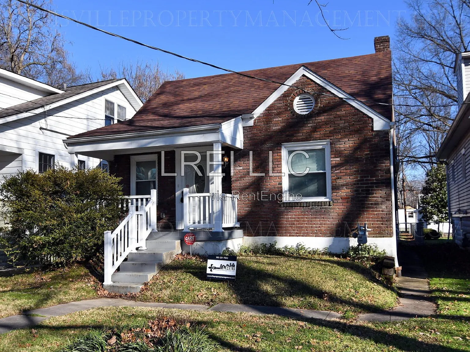 3 bed, 1.0 bath, 1329 sqft, $1,300 — Photo 1