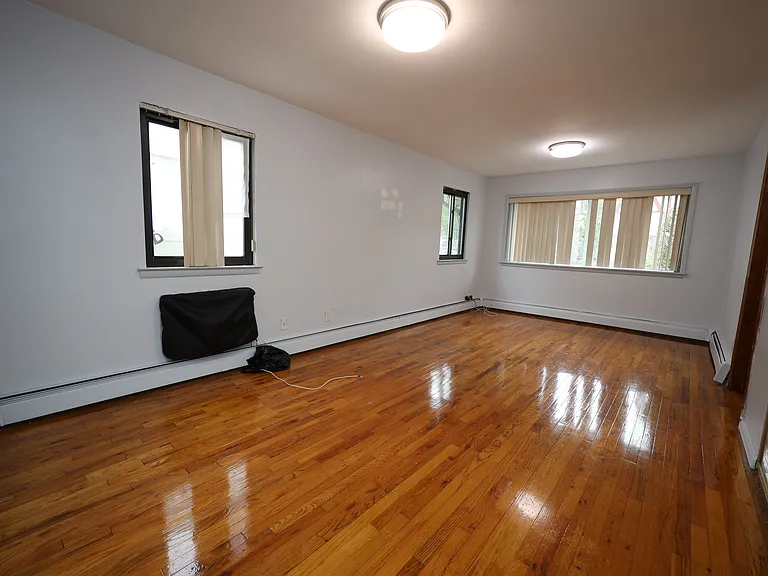 79 Sleepy Hollow Rd #1 — Photo 8