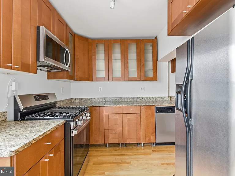440 Delafield Pl NW — Photo 13