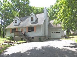 100 Garret Ct, Milford, PA 18337