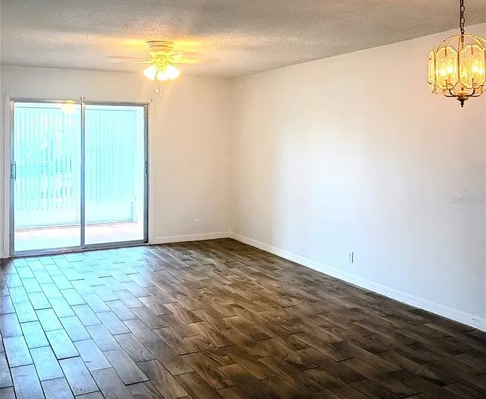 333 Lake Howard Dr NW #312C — Photo 3