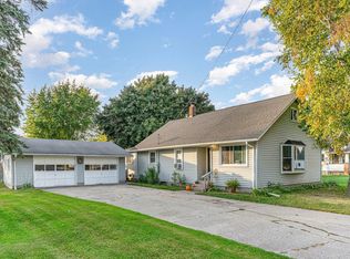 316 S Auburn Rd, Auburn, MI 48611