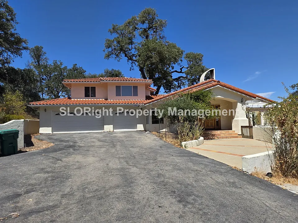 10480 Santa Ana Rd