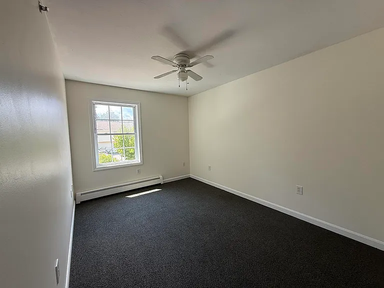 295 Mechanic St #5 — Photo 11