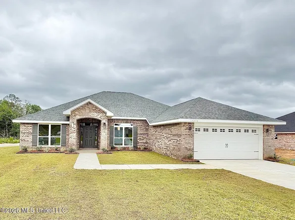 14276 Hartland Dr, Gulfport, MS 39503