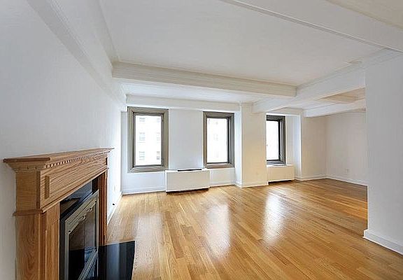 5th image of 101 W 55th St #510