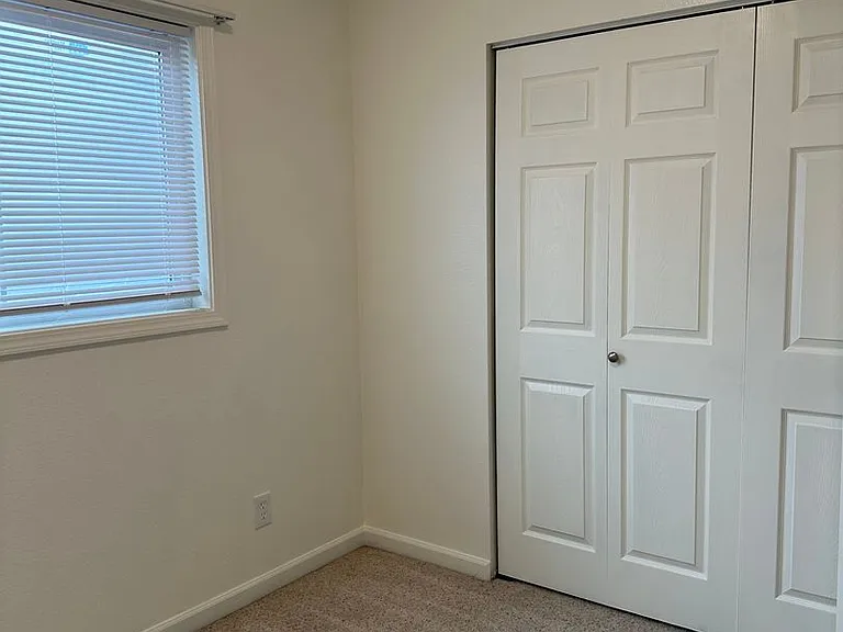 3725 Chaffee Cir — Photo 11
