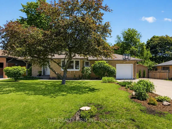 493 Cypress Ave, London, ON N6H 3R4