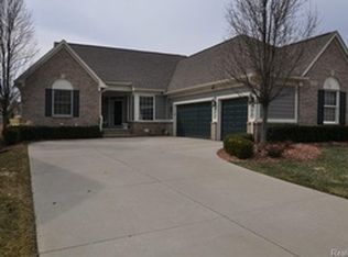 59795 Glacier Rdg N, Washington, MI 48094