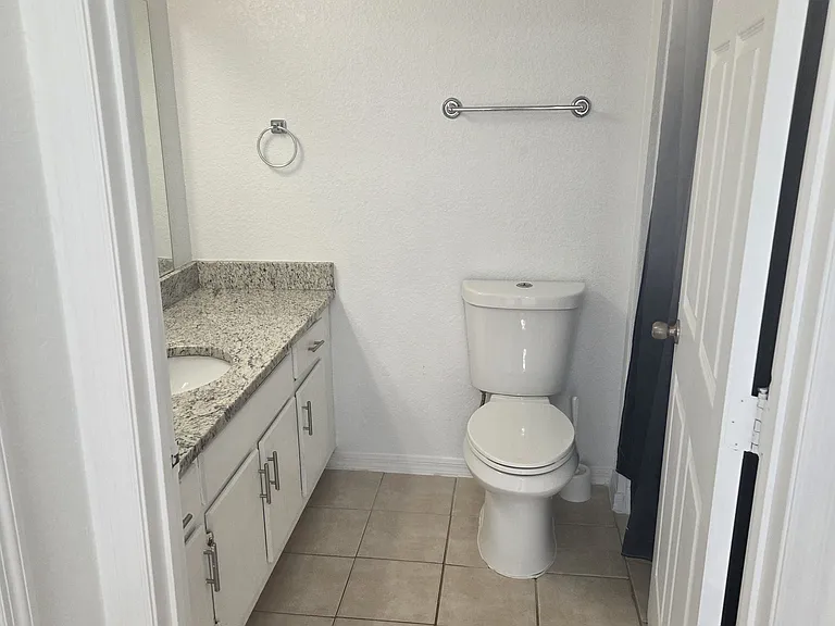 6013 Westgate Dr #2421 — Photo 30