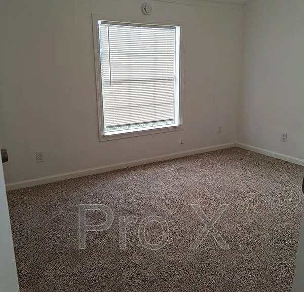 910 Sands Rd — Photo 17