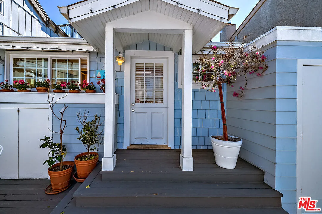 1 bed, 1.0 bath, 900 sqft, $7,000 — Photo 4