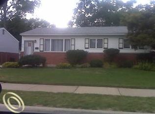 4960 Fletcher St, Wayne, MI 48184