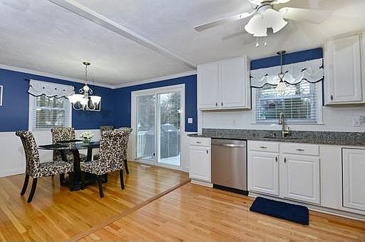 5th image of 8 Azalea Dr