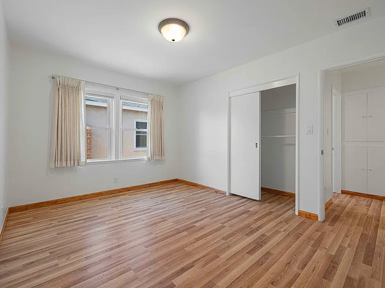 22826 Marjorie Ave — Photo 30