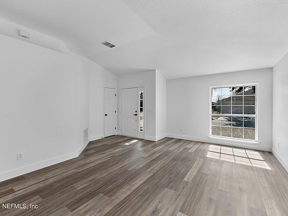 5th image of 12947 WINTHROP COVE Drive