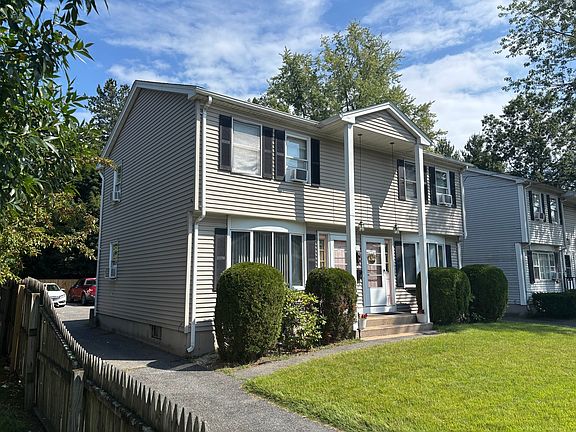 3rd image of 15-17 Slater Ave