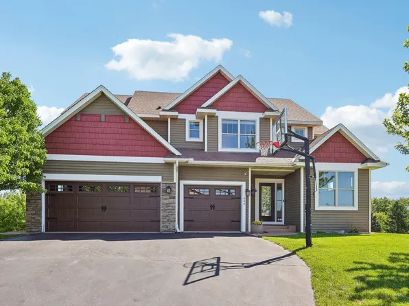 643 Parkside Ct, Eagan, MN 55123