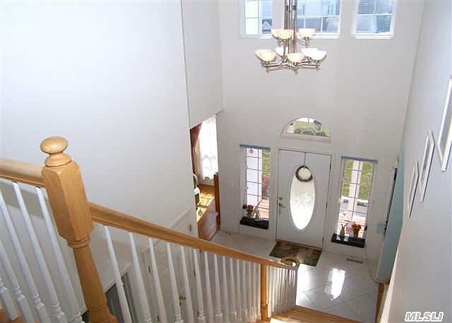 1st image of 58 Province Dr