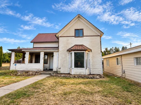206 E Crawford St, Deer Park, WA 99006