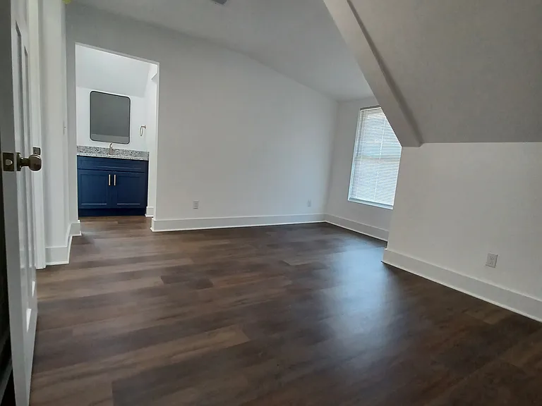 223 Cornwell Ave #1 — Photo 9