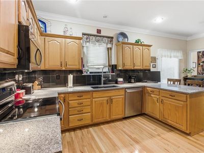 16520 W 133rd St, Olathe, KS, 66062