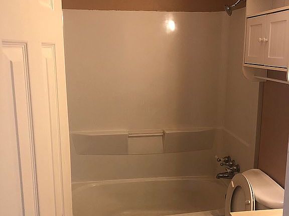 4th image of 108 Kensington Dr