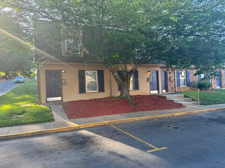 Twincity Apartments — Photo 14