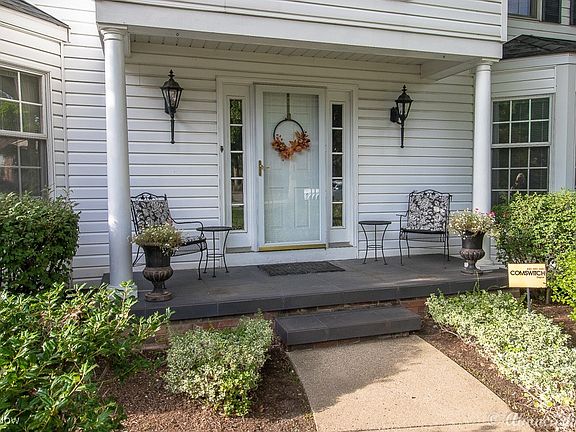 2nd image of 2126 Kingsborough Dr