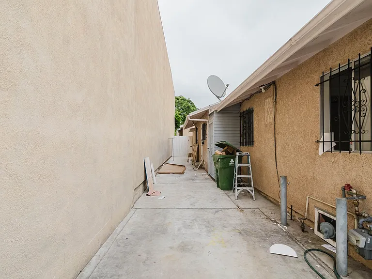 5257 Fountain Ave — Photo 20