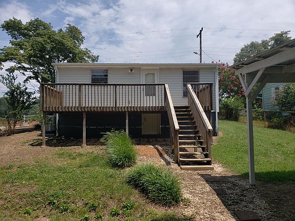 3rd image of 625 11th Street Pl NW