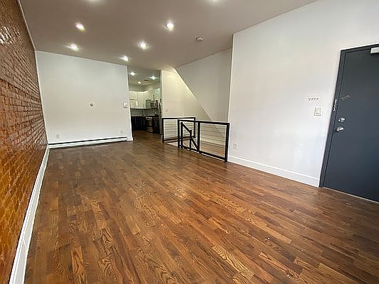 2nd image of 11 Macdonough St #1R