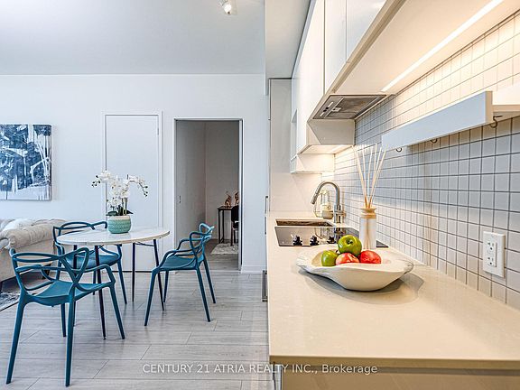 3rd image of 898 Portage Pkwy #5312