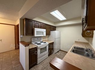 3427 S Main Ave, Springfield, MO 65807