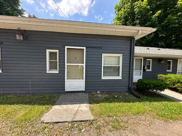 Ann Arbor Rd 7657, 7657 Ann Arbor Rd #3, Jackson, MI 49201