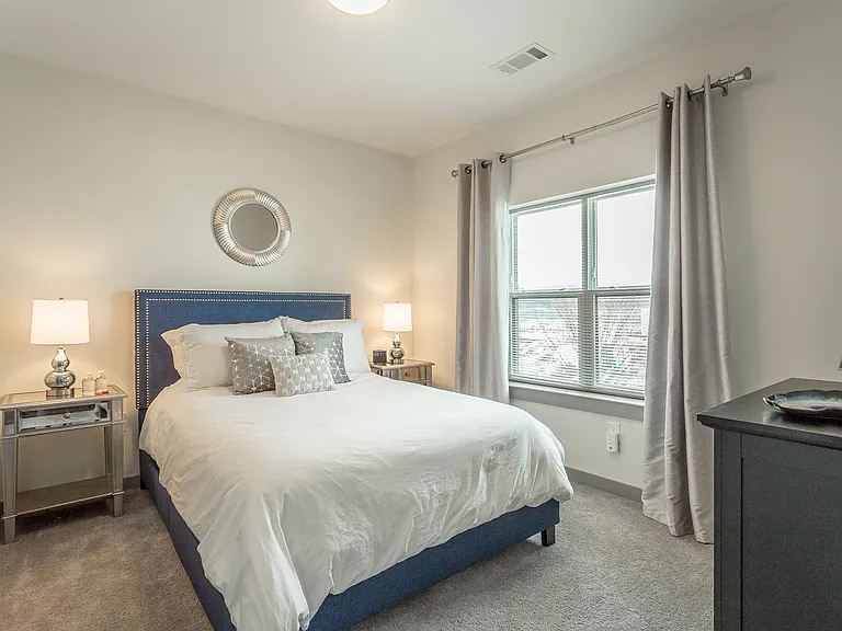 804 Riverfront Pkwy #206 — Photo 6