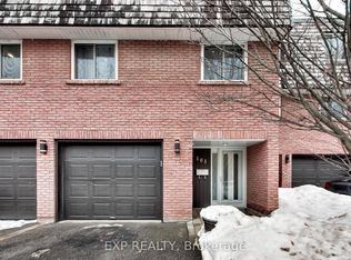 2145 Sherobee Rd #101, Mississauga, ON L5A3G8