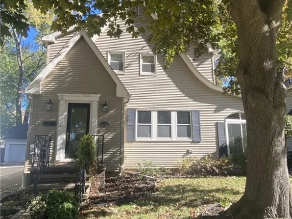 2029 18th St, Cuyahoga Falls, OH 44223