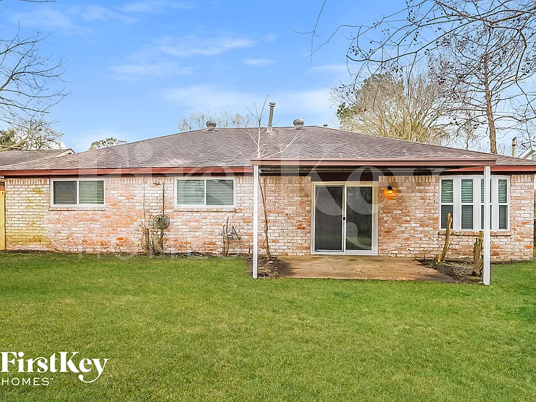 10819 Sagewind Dr — Photo 15