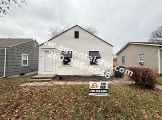 2922 Chestnut St, Fort Wayne, IN 46803