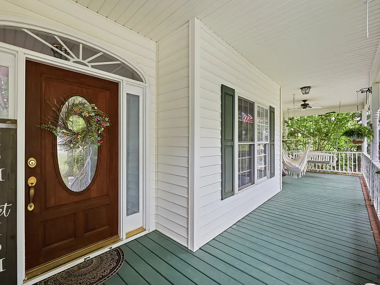 221 Black Forest Dr — Photo 3