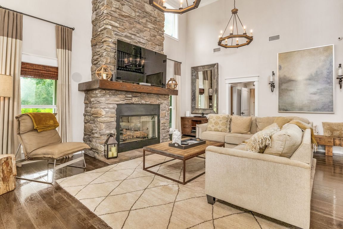 next background image