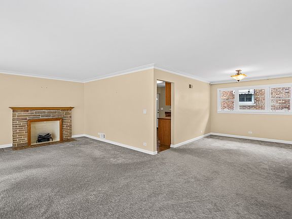 5th image of 6034 Grove Ct