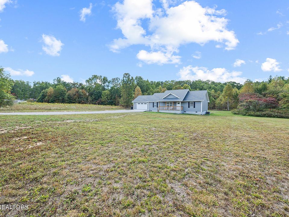 1st image of 531 Stone Cliff Dr