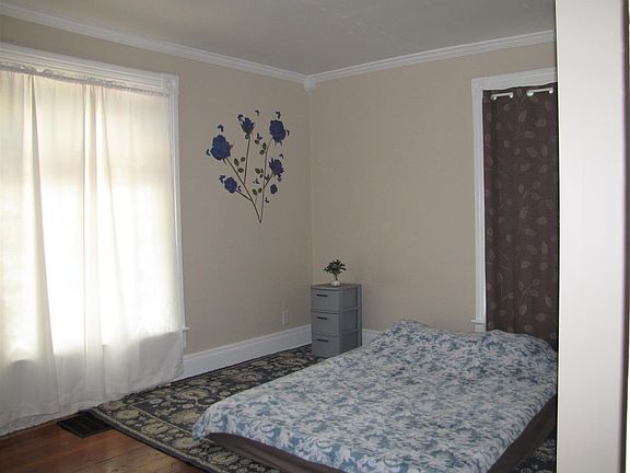 3rd image of 337 E Ward St