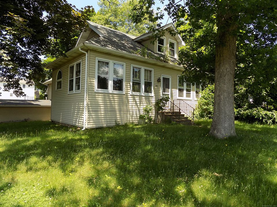 1st image of 846 Terryville Avenue