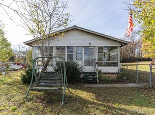 8782 S 432nd Rd, Chouteau, OK 74337