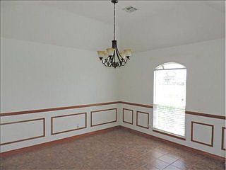 4th image of 104 Teal Dr