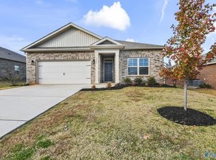14279 Leadenhall Ln, Athens, AL 35613