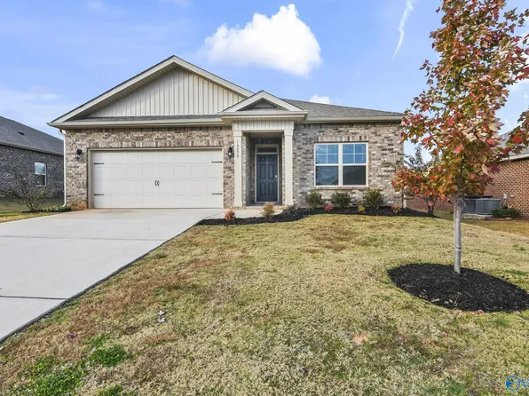 14279 Leadenhall Ln, Athens, AL 35613